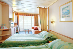 royal-caribbean_legend-of-the-seas_CABIN_6156